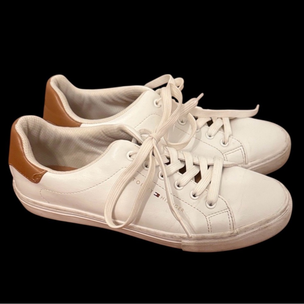 Tommy Hilfiger Women's White and Tan Sneakers | 8M - Picture 5 of 10